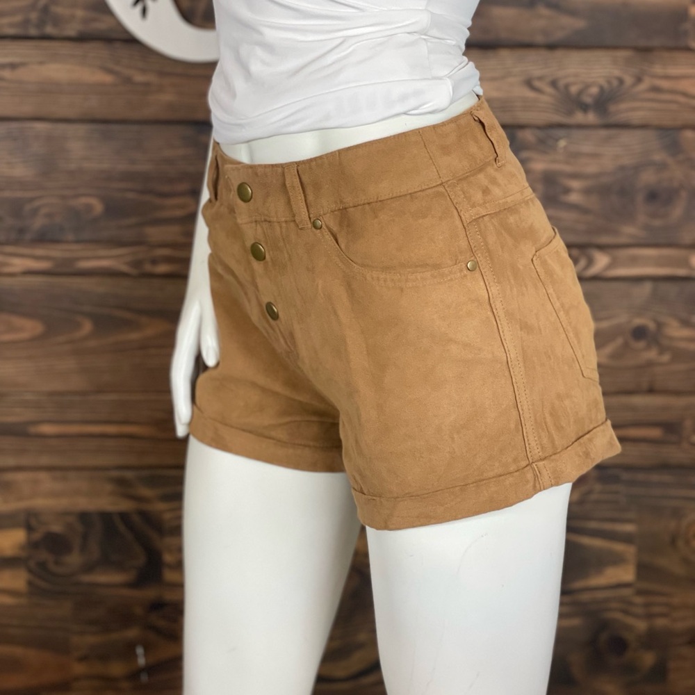 Hollister Tri Button High Waisted Rust Tan Suede Shorts Relaxed Fit Rolled Cuff